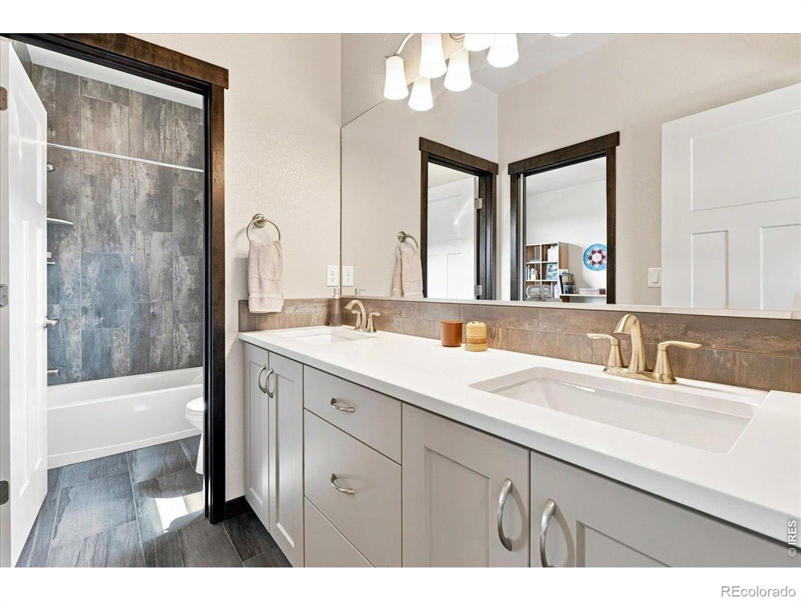 MLS Image #26 for 5119  long drive,timnath, Colorado
