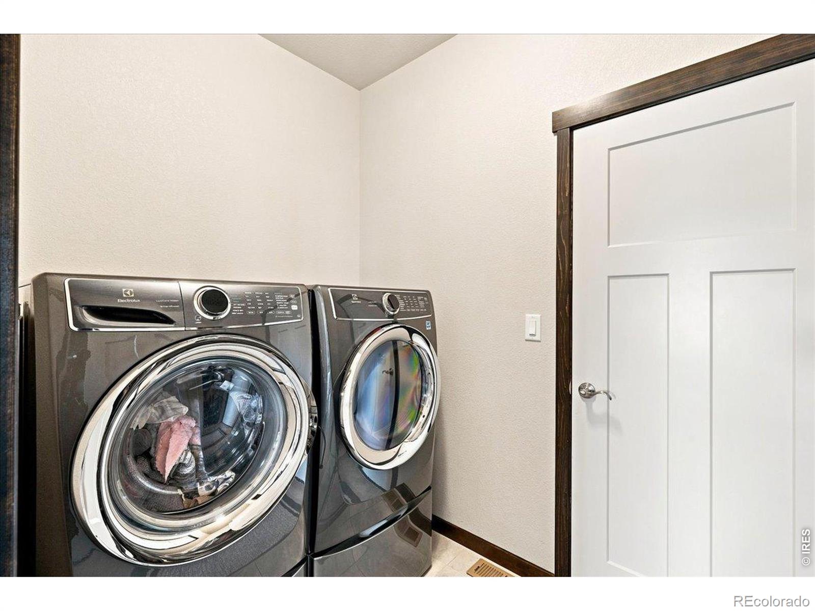 MLS Image #34 for 5119  long drive,timnath, Colorado