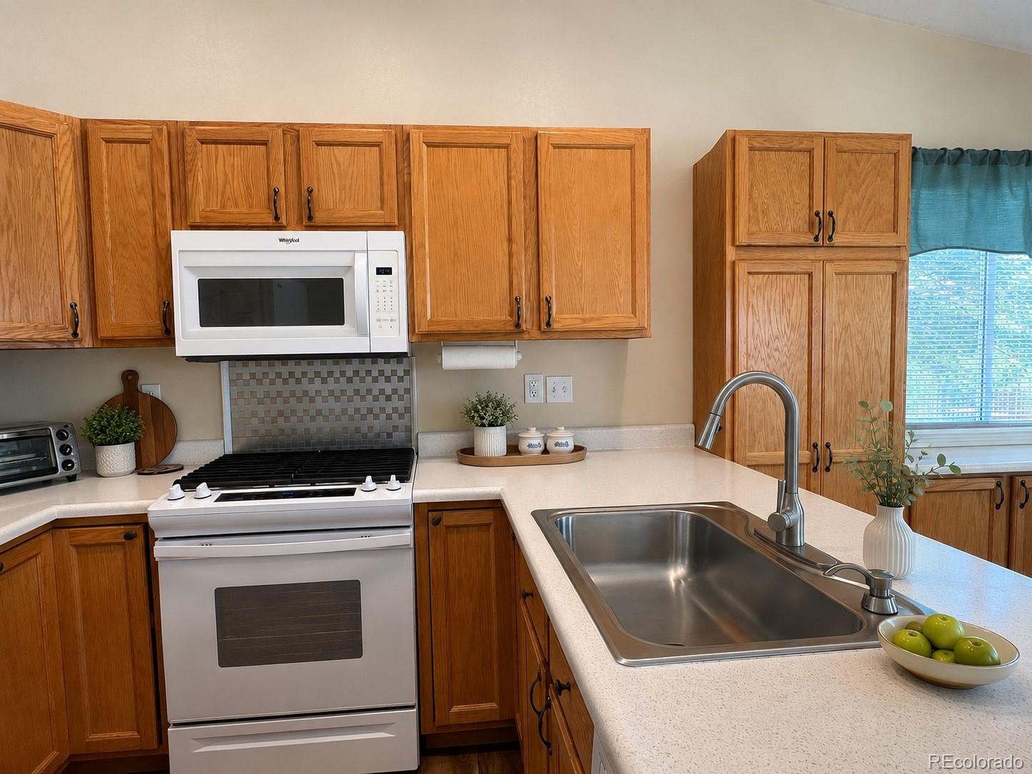 MLS Image #8 for 9644 w euclid drive,littleton, Colorado