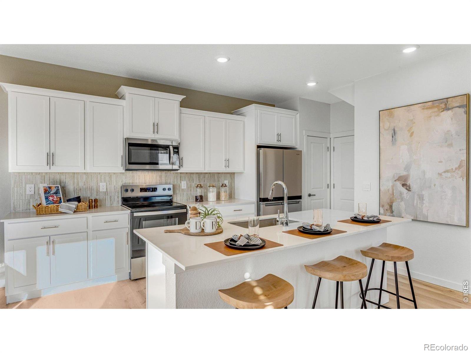 MLS Image #2 for 727  ayrshire road,johnstown, Colorado