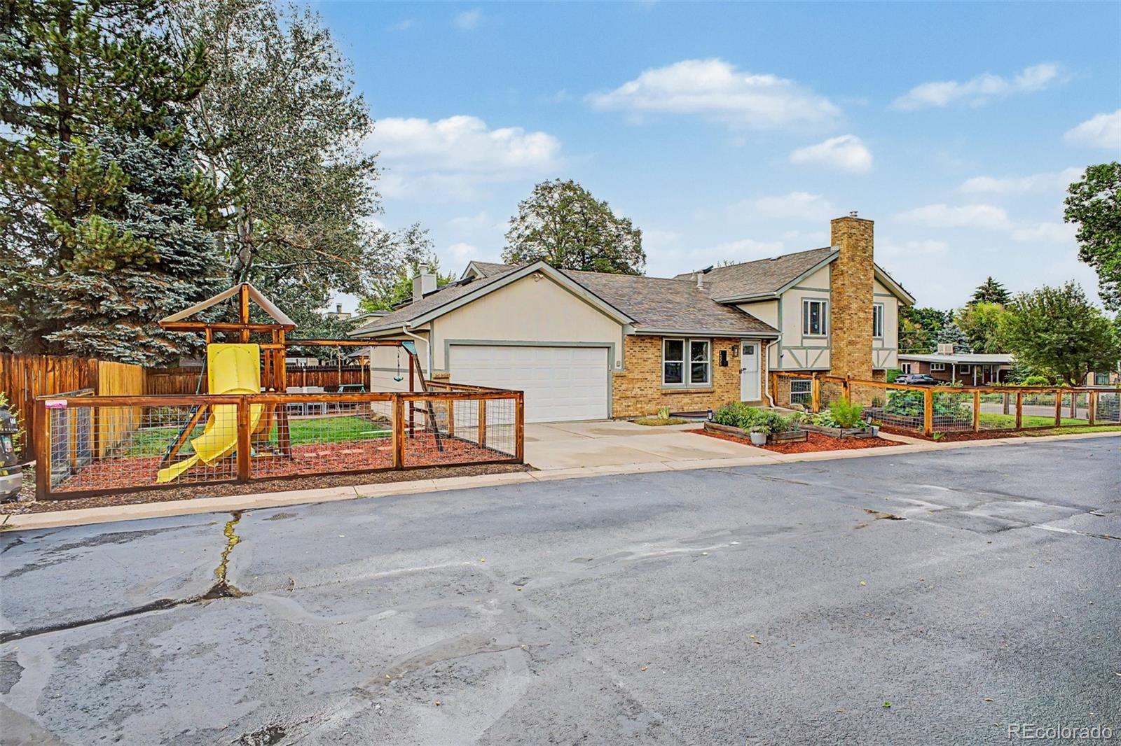 MLS Image #1 for 1571 s krameria street,denver, Colorado