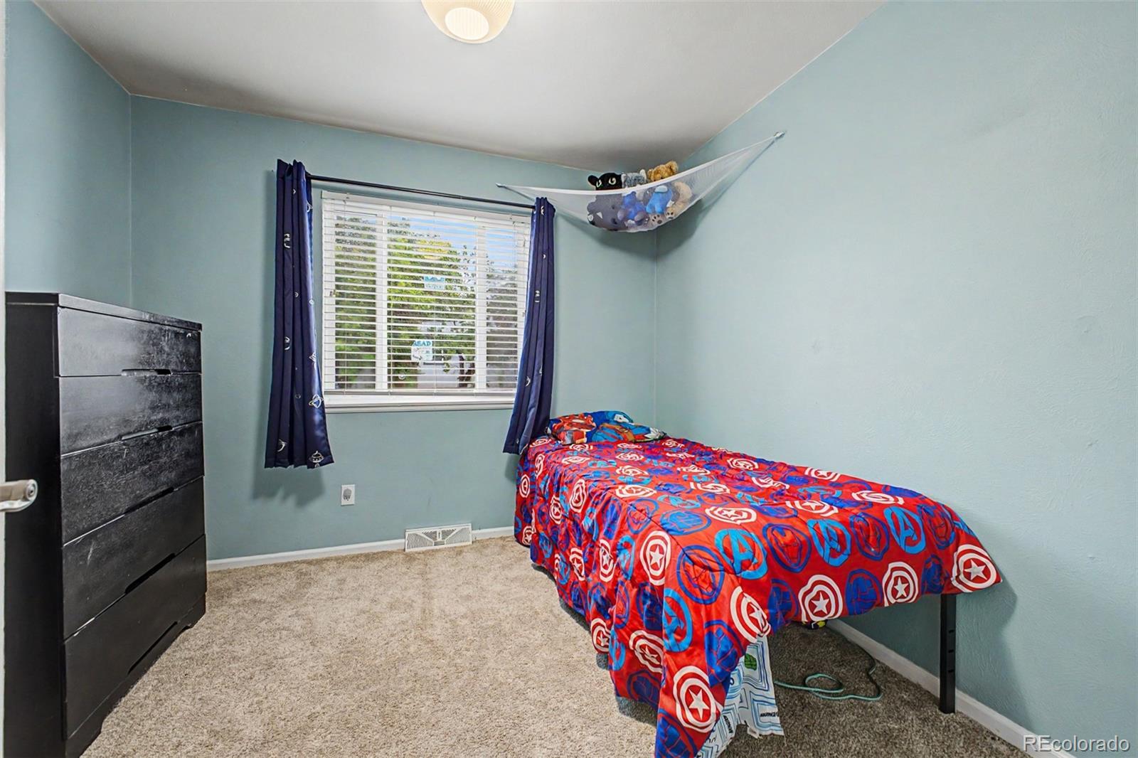 MLS Image #21 for 1571 s krameria street,denver, Colorado