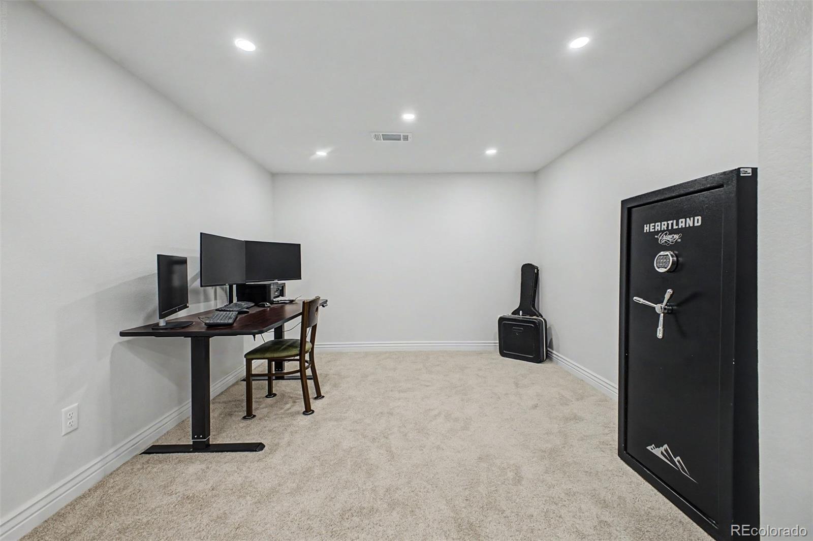 MLS Image #32 for 1571 s krameria street,denver, Colorado
