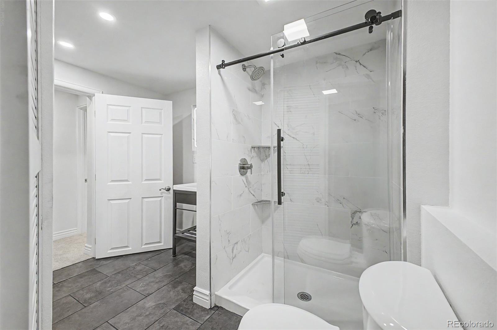 MLS Image #35 for 1571 s krameria street,denver, Colorado
