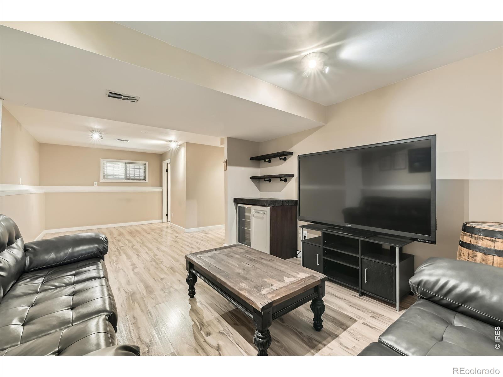 MLS Image #17 for 6225 e mississippi avenue,denver, Colorado