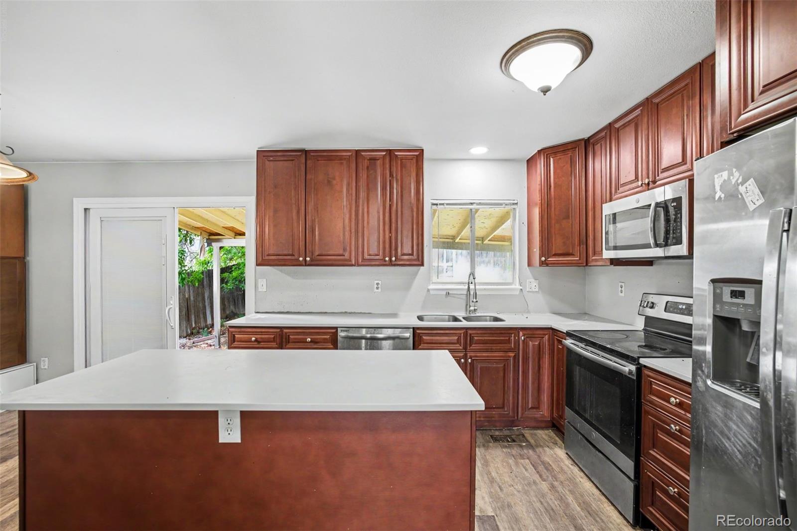 MLS Image #3 for 15418 e oxford avenue,aurora, Colorado