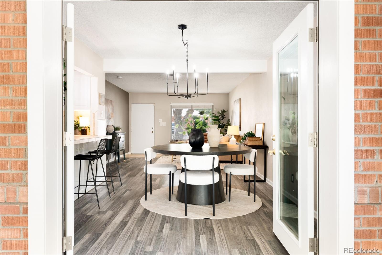 MLS Image #15 for 1176  tucson street,aurora, Colorado