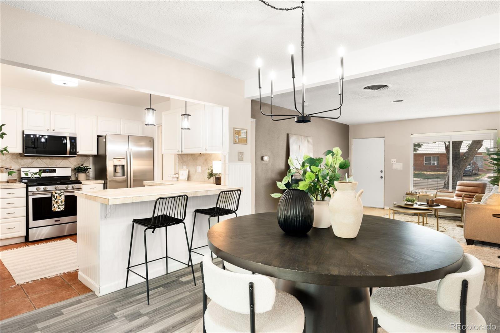 MLS Image #9 for 1176  tucson street,aurora, Colorado