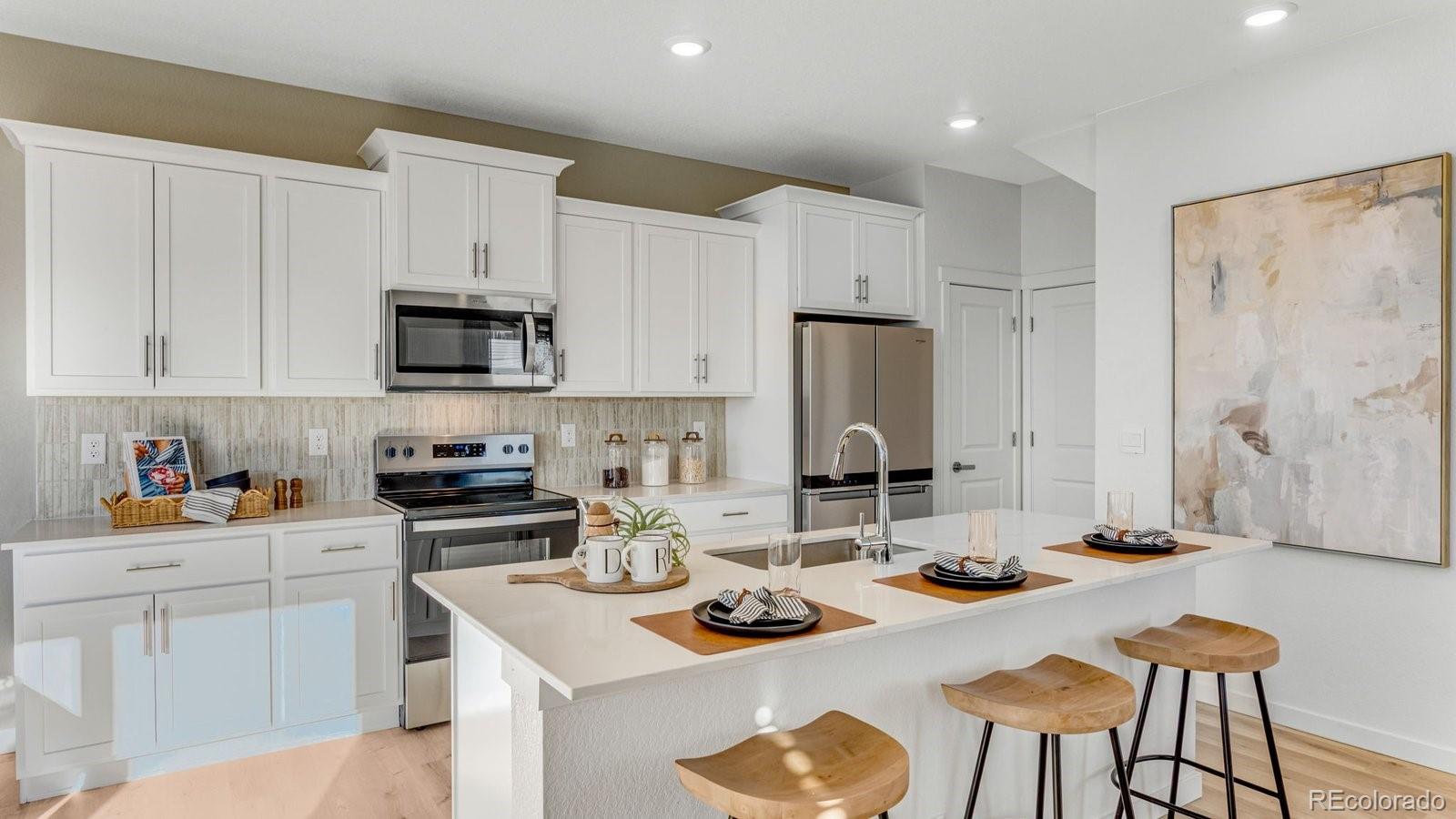 MLS Image #5 for 727  ayrshire road,johnstown, Colorado