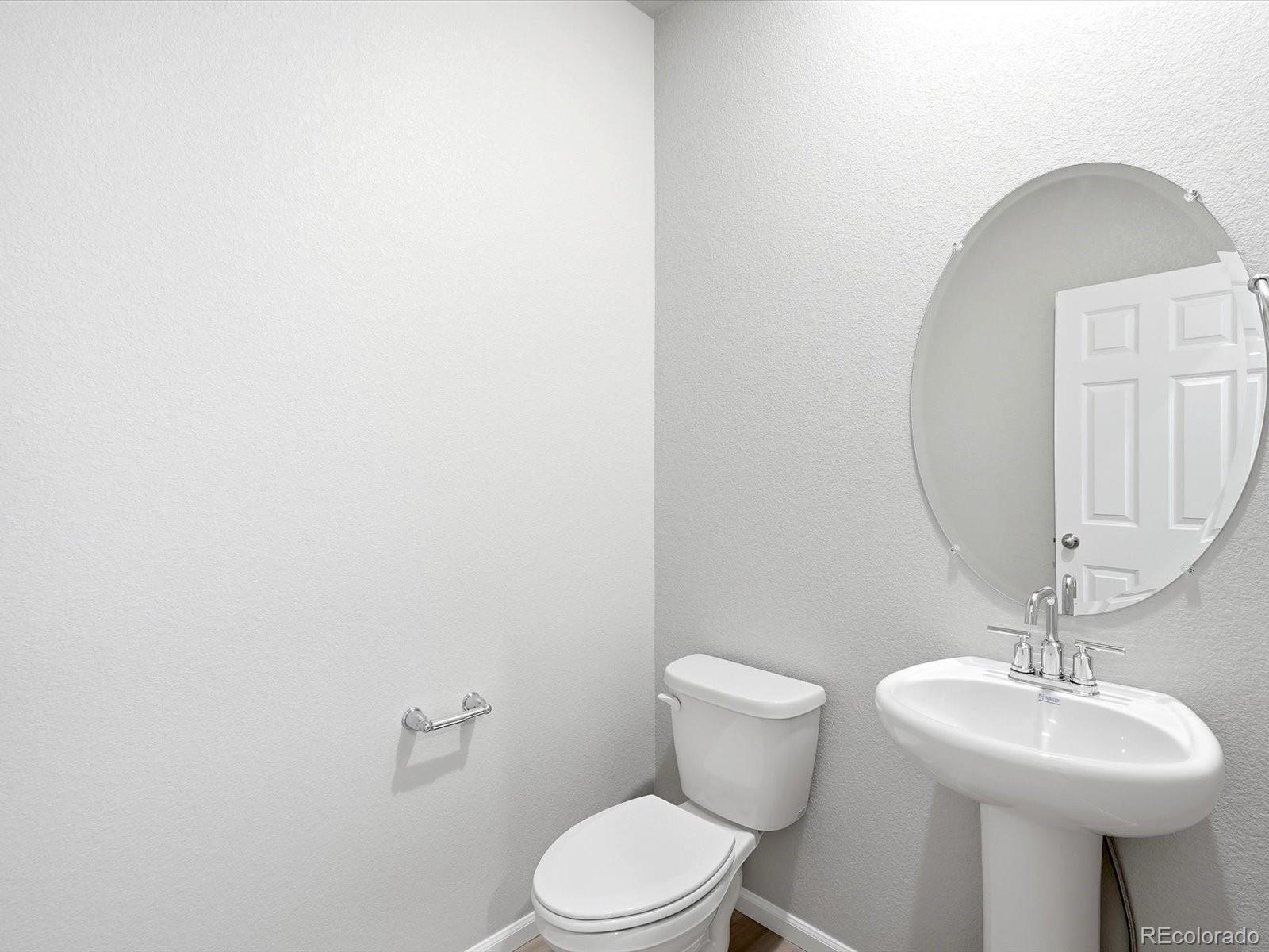 MLS Image #3 for 7348  27th street lane,greeley, Colorado