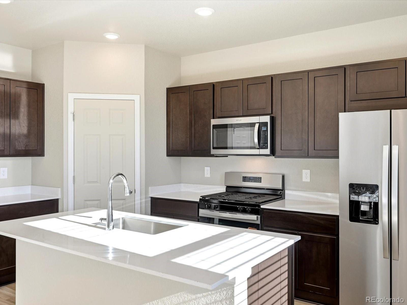 MLS Image #8 for 7348  27th street lane,greeley, Colorado