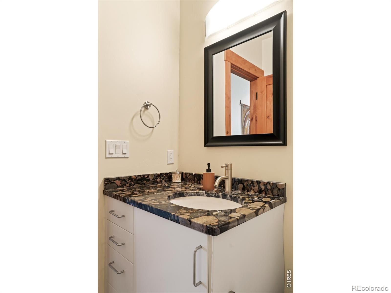 MLS Image #31 for 639  arroyo chico ,boulder, Colorado