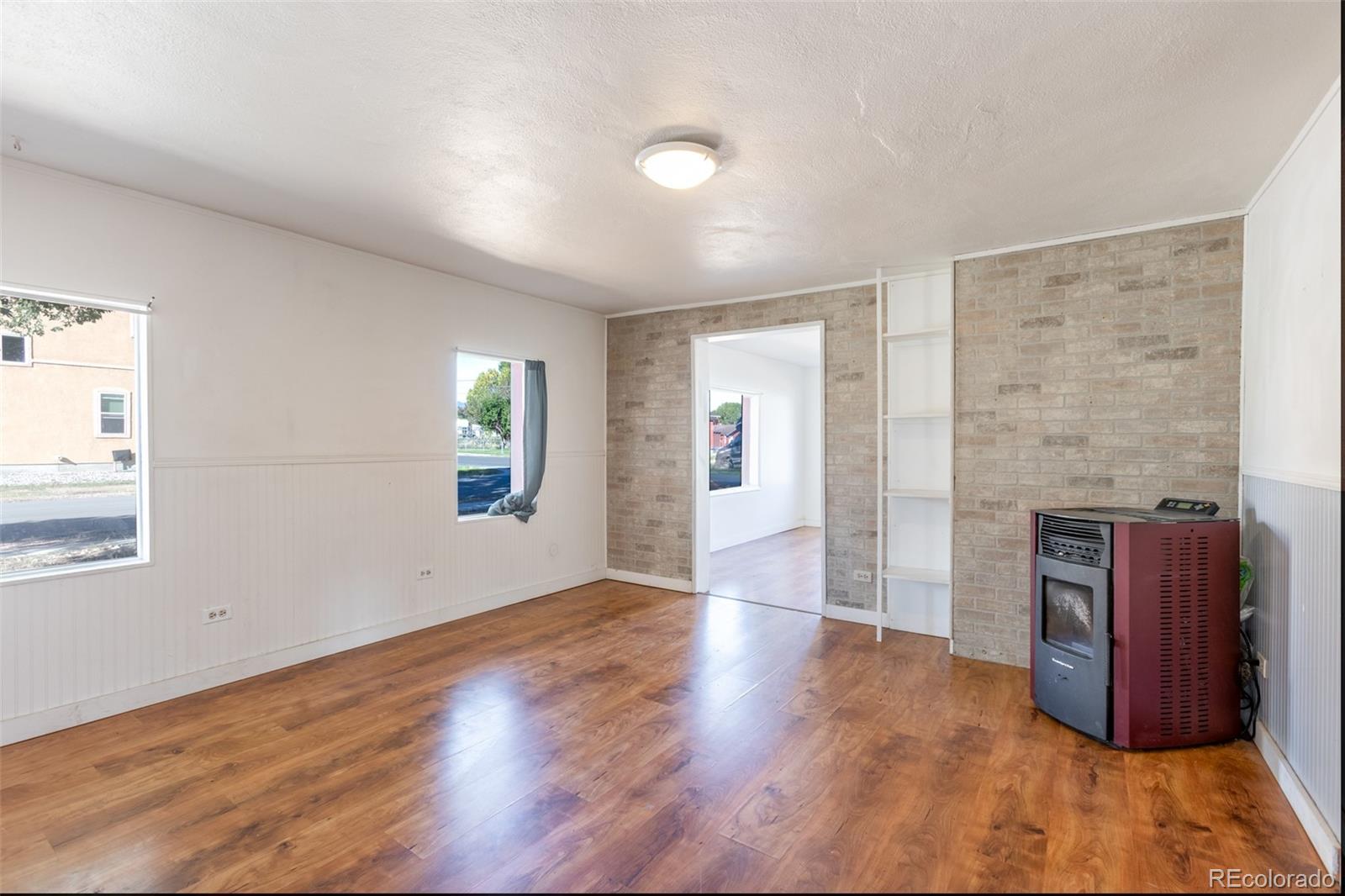 MLS Image #10 for 947  j street,salida, Colorado