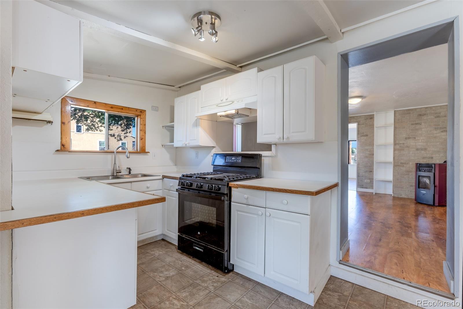 MLS Image #7 for 947  j street,salida, Colorado