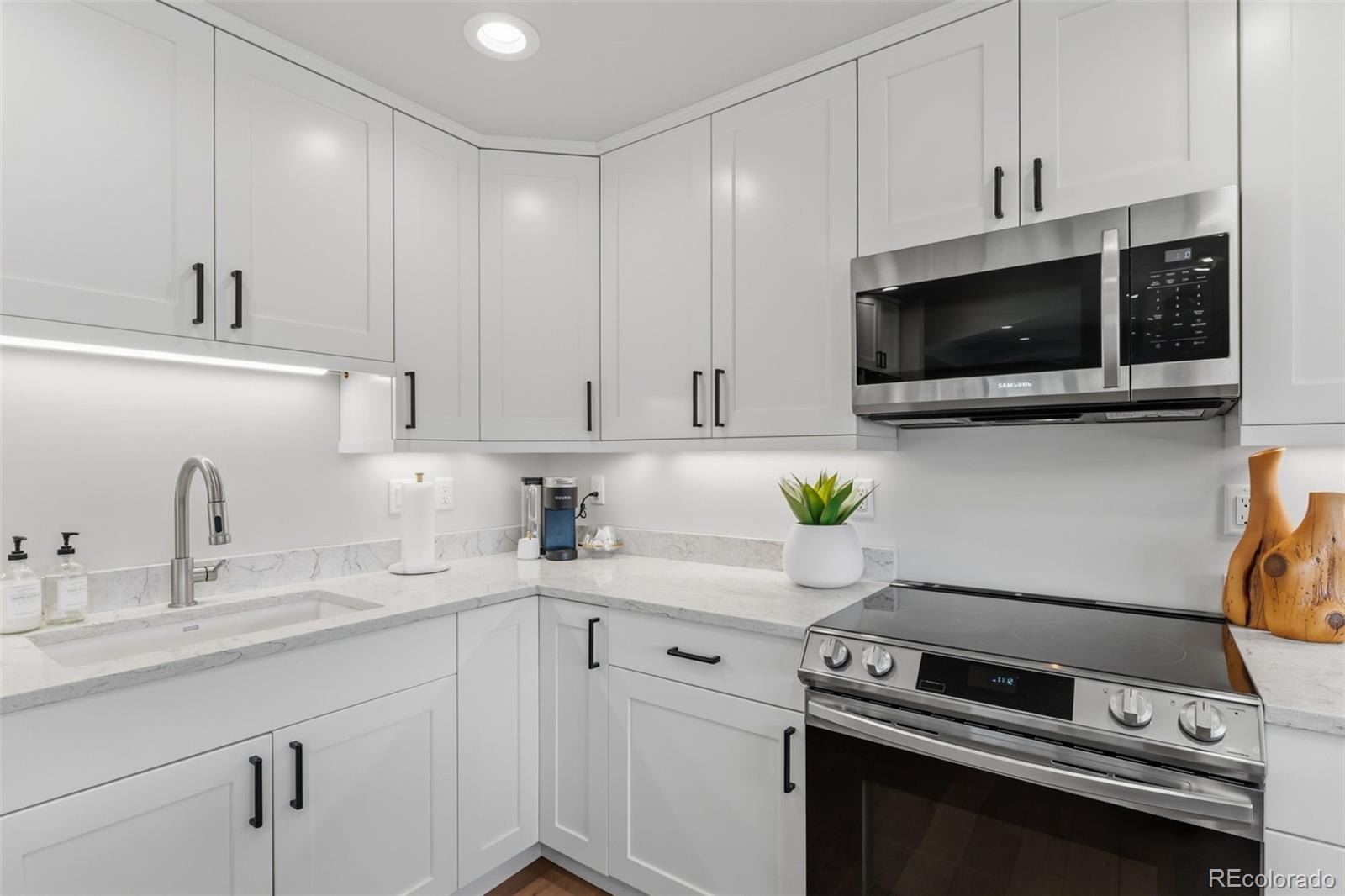 MLS Image #14 for 417  summerwood drive,dillon, Colorado
