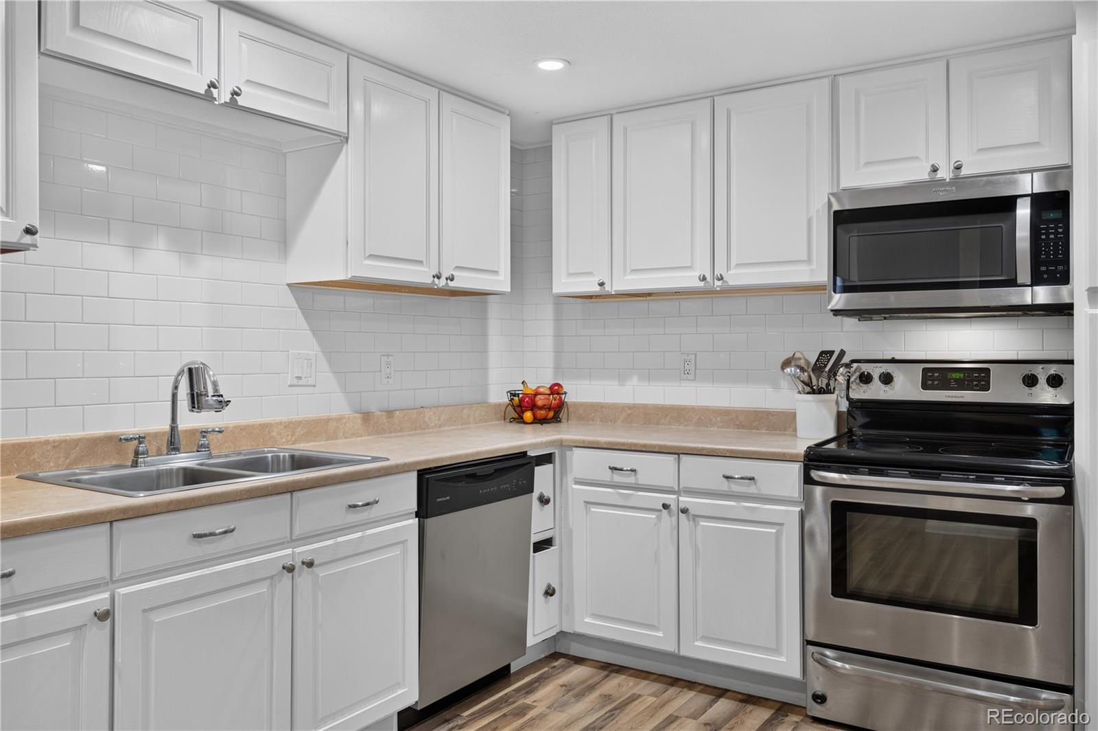 MLS Image #11 for 13923 e oxford place ,aurora, Colorado