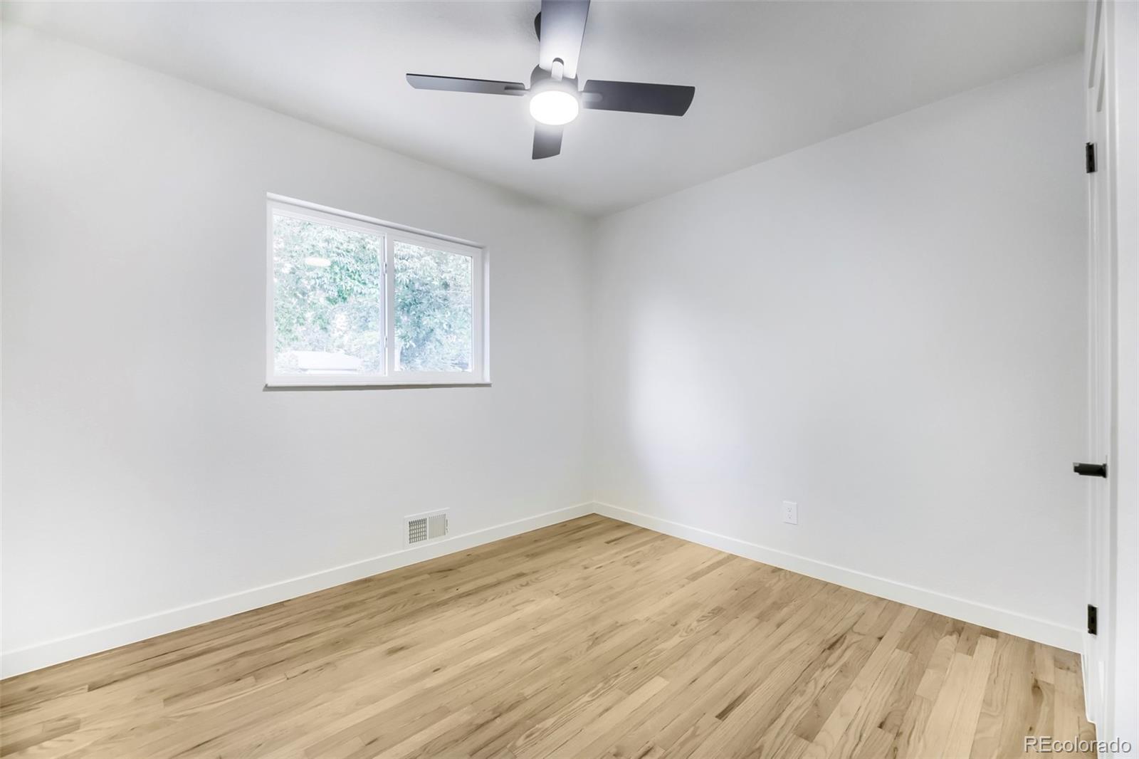 MLS Image #14 for 2021 s lowell boulevard,denver, Colorado