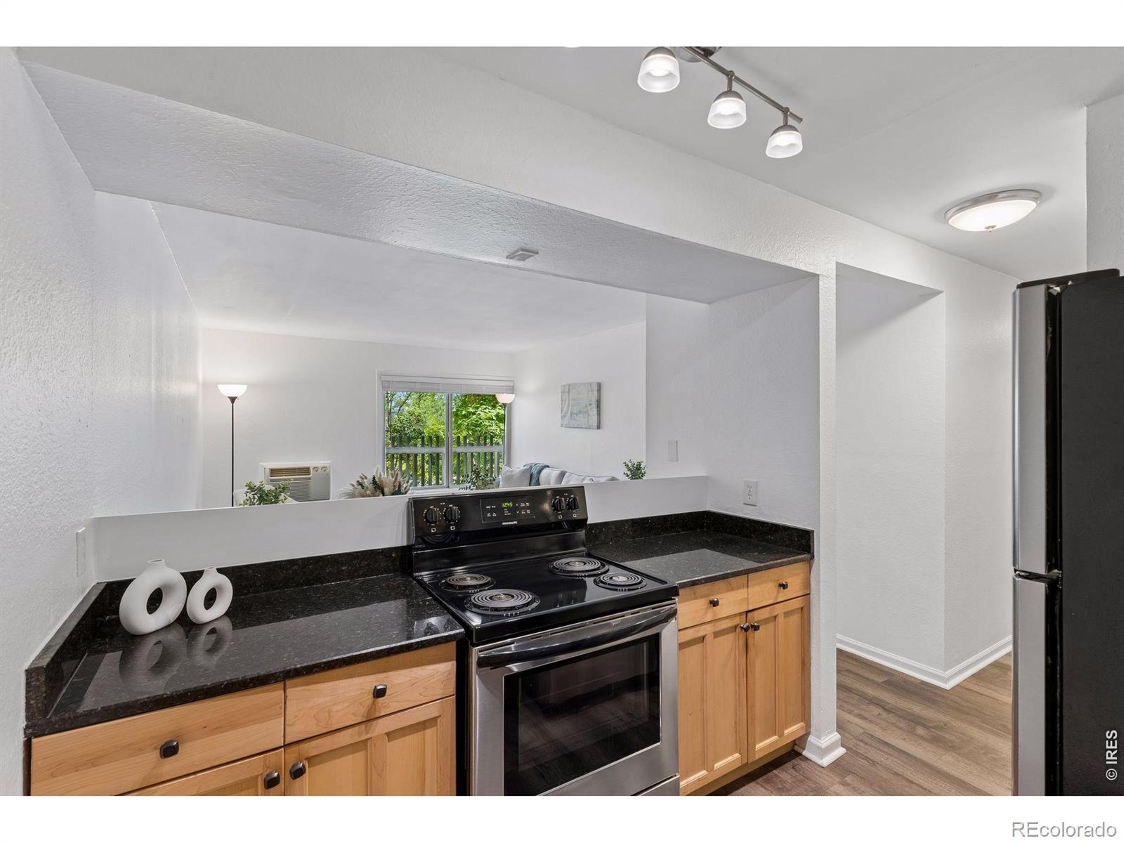 MLS Image #11 for 2707  valmont road,boulder, Colorado