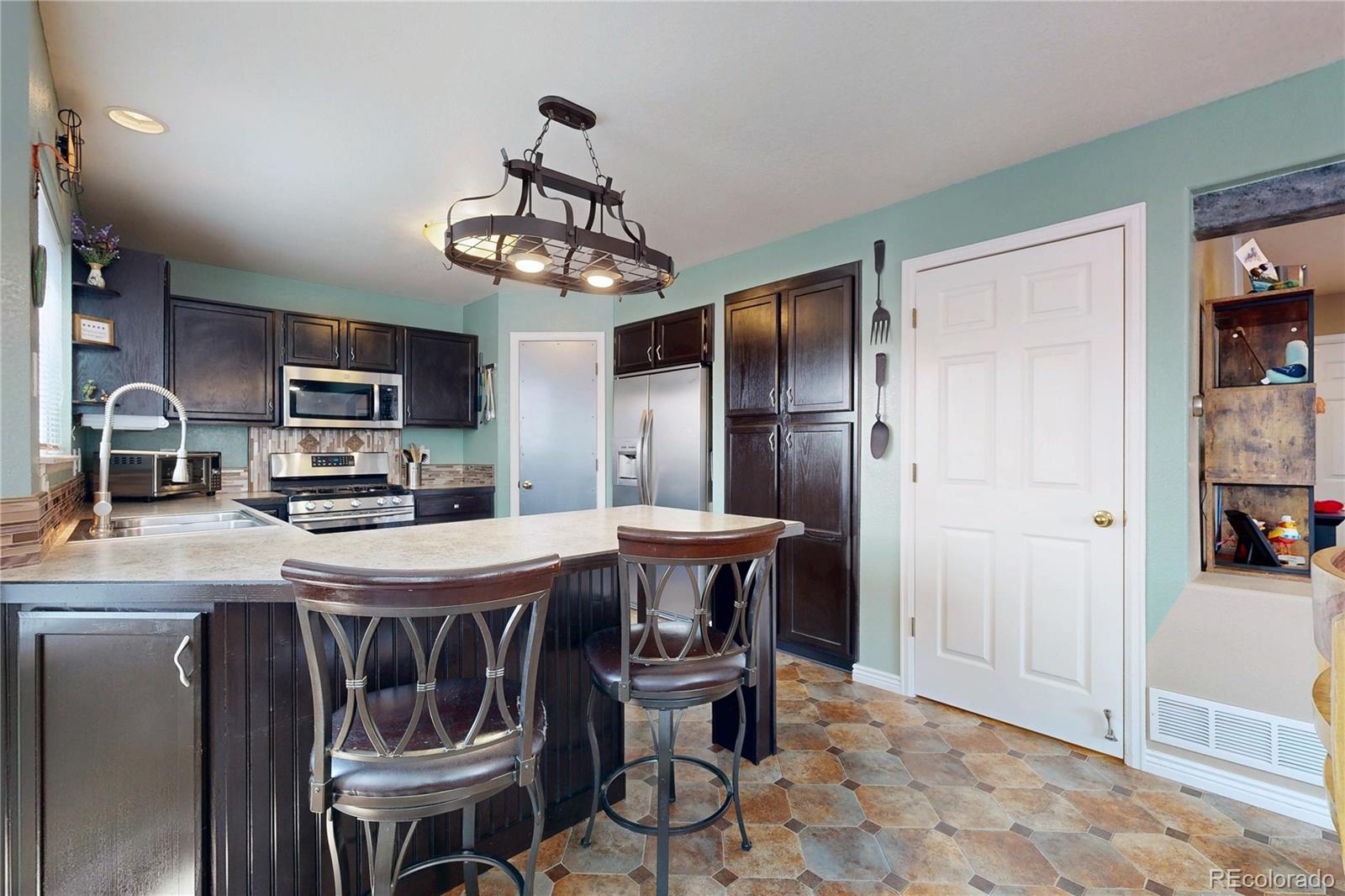 MLS Image #2 for 3173  50th avenue,greeley, Colorado