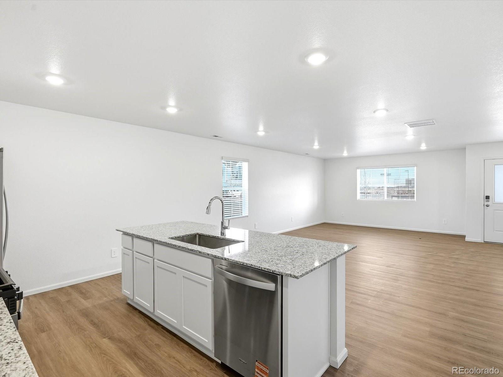 MLS Image #8 for 21247 e 65th avenue,aurora, Colorado