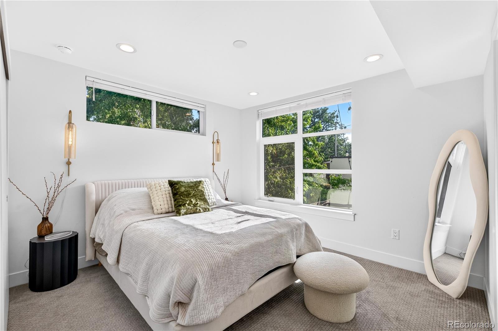 MLS Image #23 for 2210 s sherman street,denver, Colorado