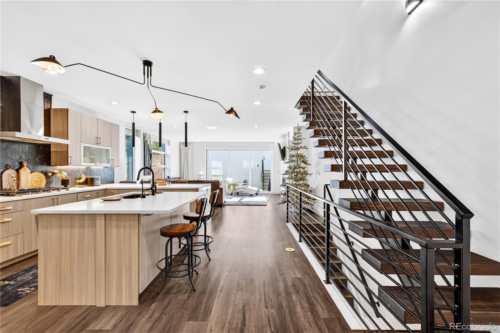 MLS Image #6 for 2210 s sherman street,denver, Colorado