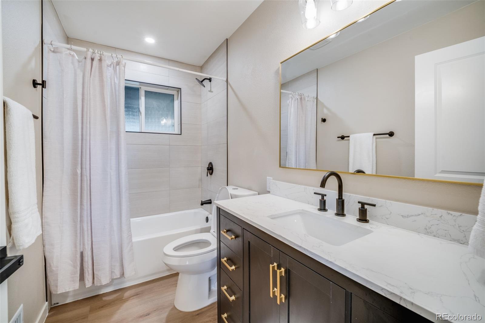 MLS Image #11 for 6930  alan drive,denver, Colorado