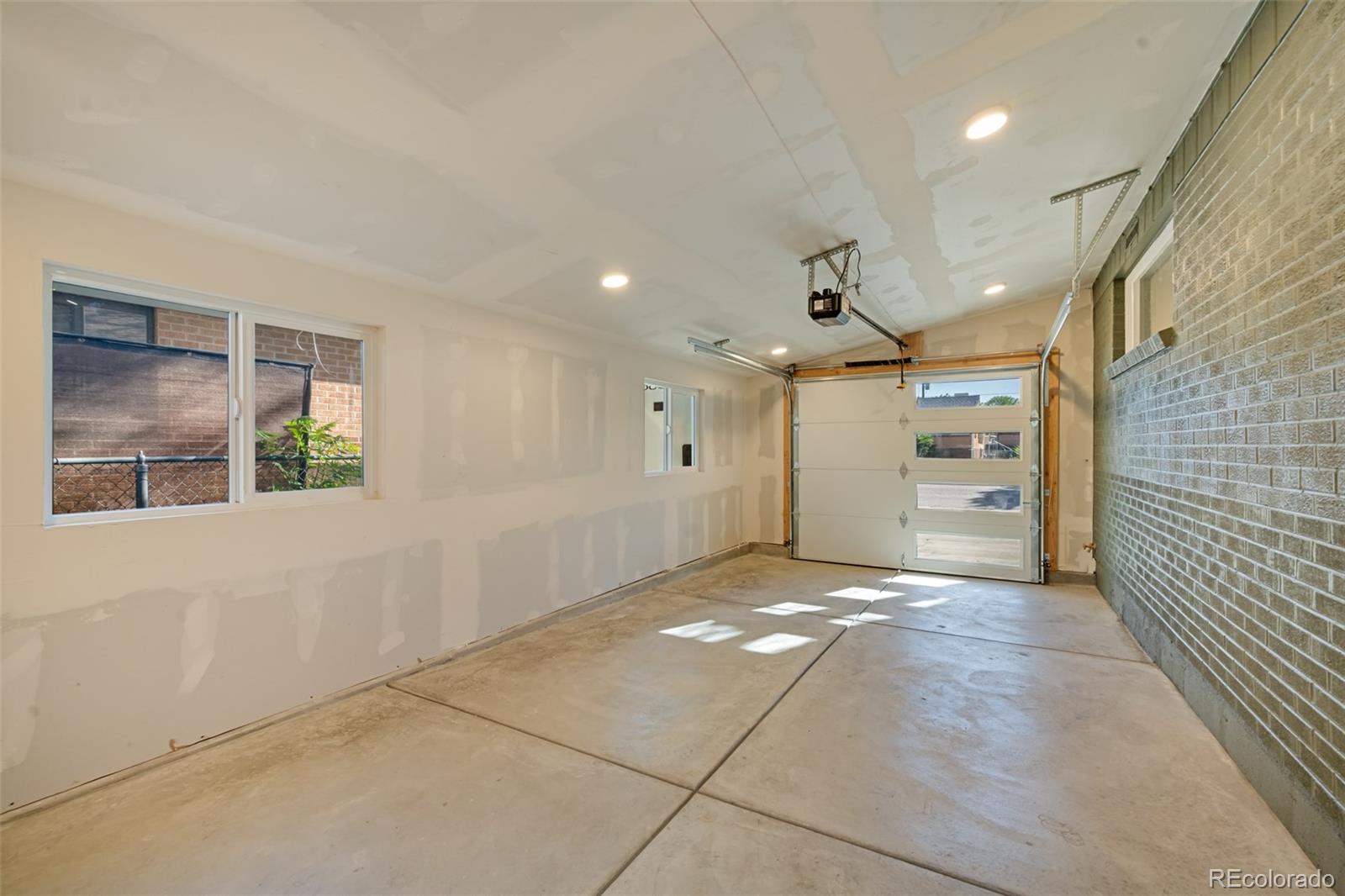 MLS Image #19 for 6930  alan drive,denver, Colorado
