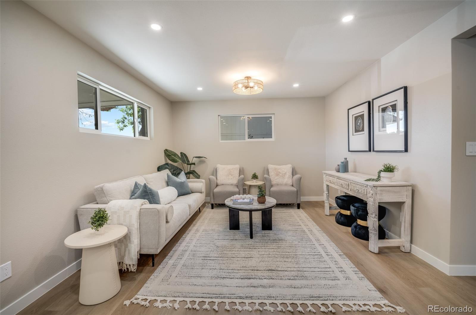 MLS Image #9 for 6930  alan drive,denver, Colorado