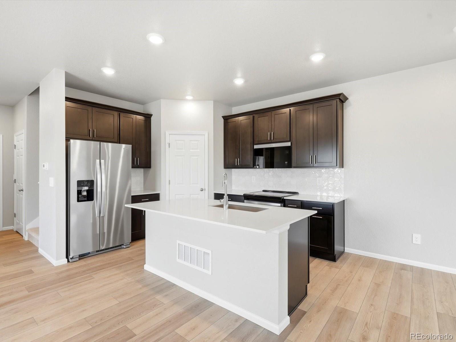MLS Image #5 for 2197 e 164th avenue,thornton, Colorado