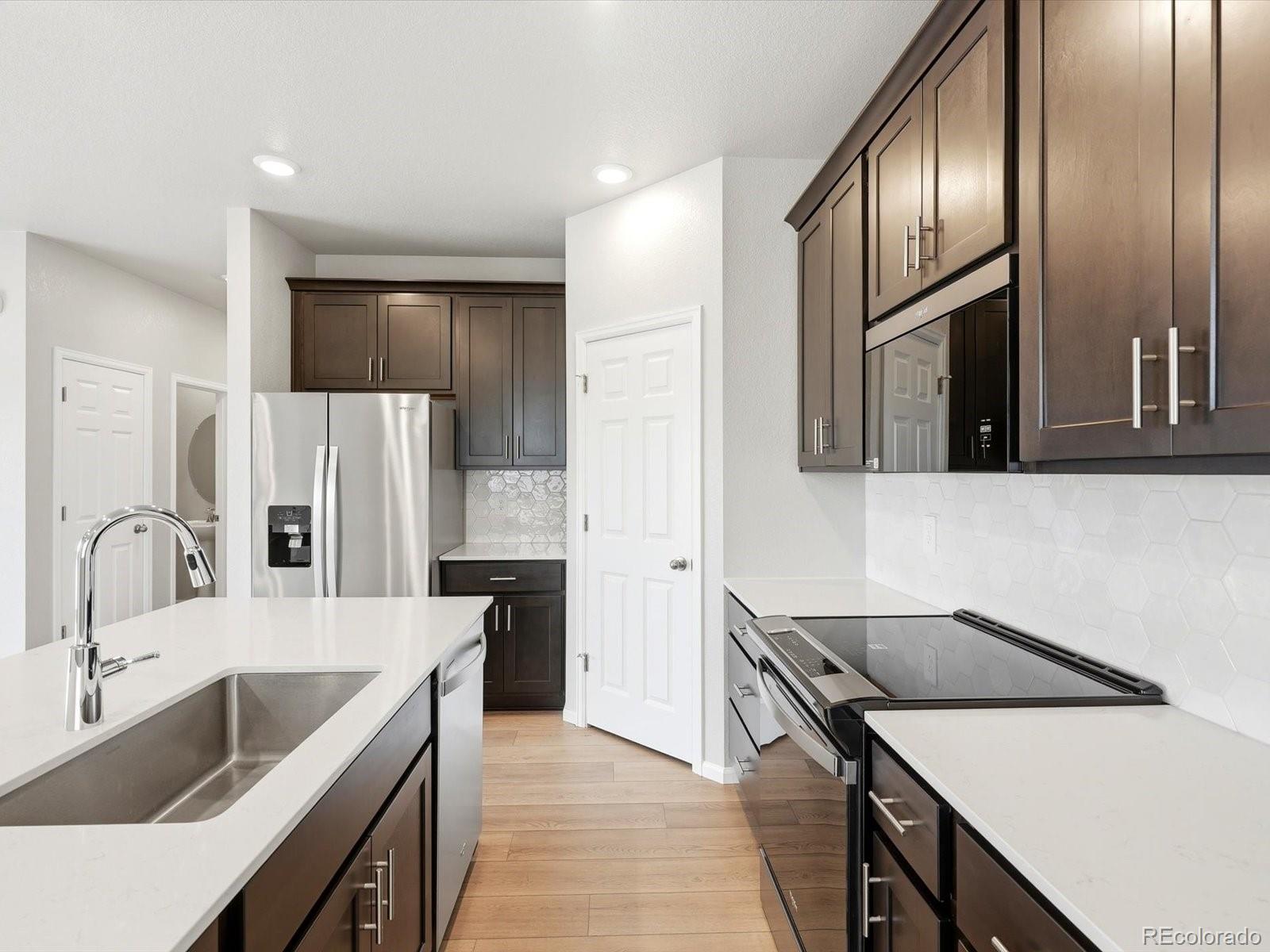 MLS Image #8 for 2197 e 164th avenue,thornton, Colorado