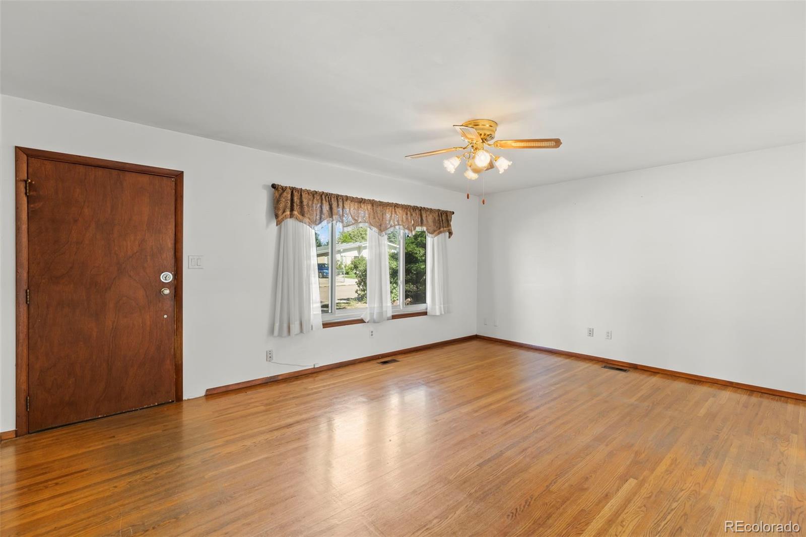 MLS Image #5 for 117  ely street,colorado springs, Colorado