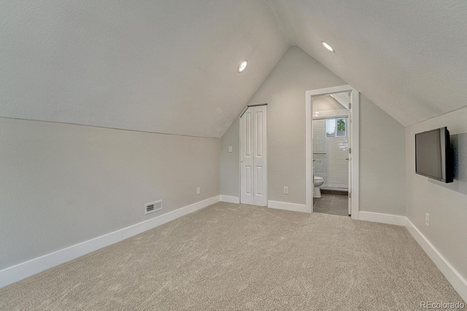MLS Image #15 for 3475 w 33rd avenue,denver, Colorado