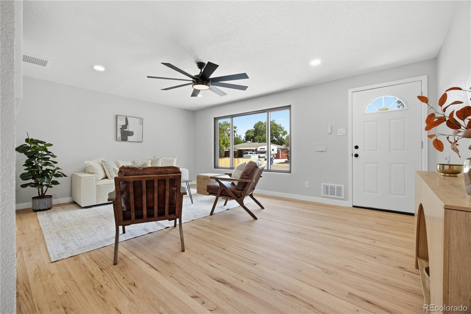 MLS Image #3 for 3049  ursula street,aurora, Colorado