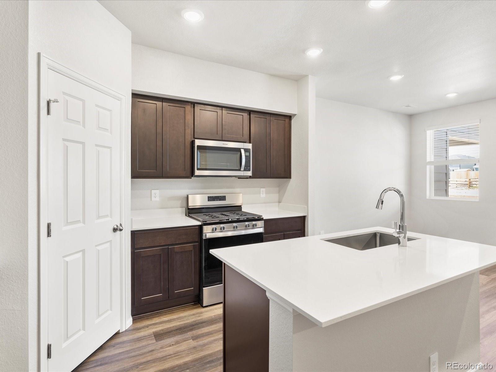 MLS Image #14 for 1600  riverplace drive,windsor, Colorado