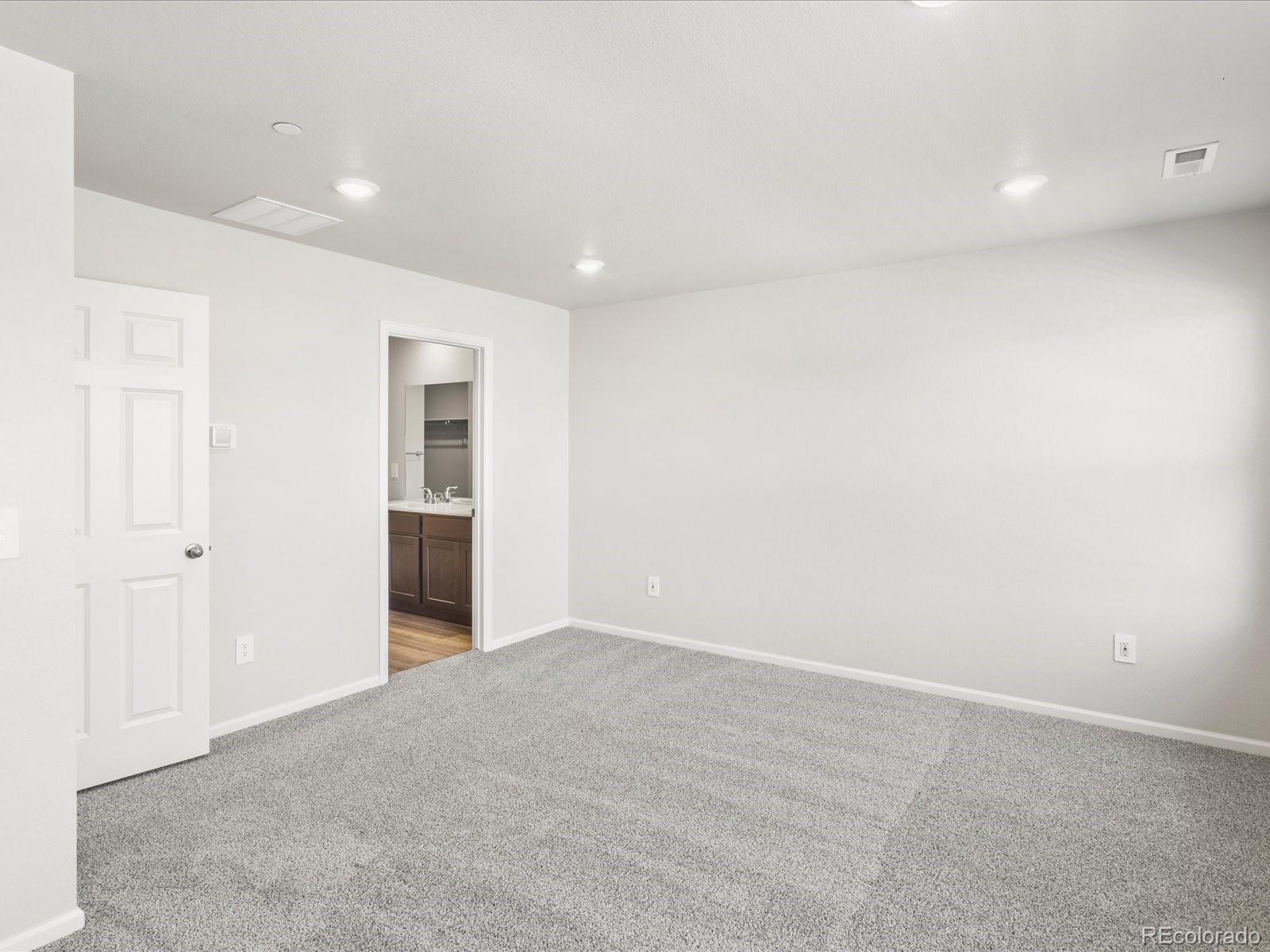 MLS Image #19 for 1600  riverplace drive,windsor, Colorado
