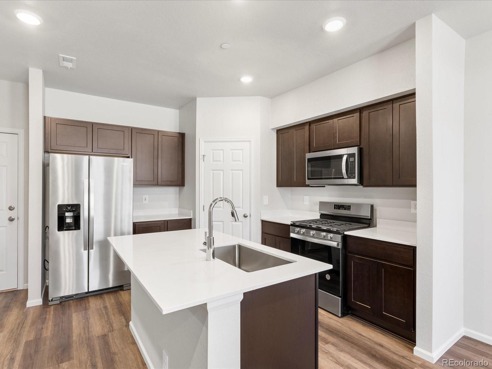 MLS Image #9 for 1600  riverplace drive,windsor, Colorado