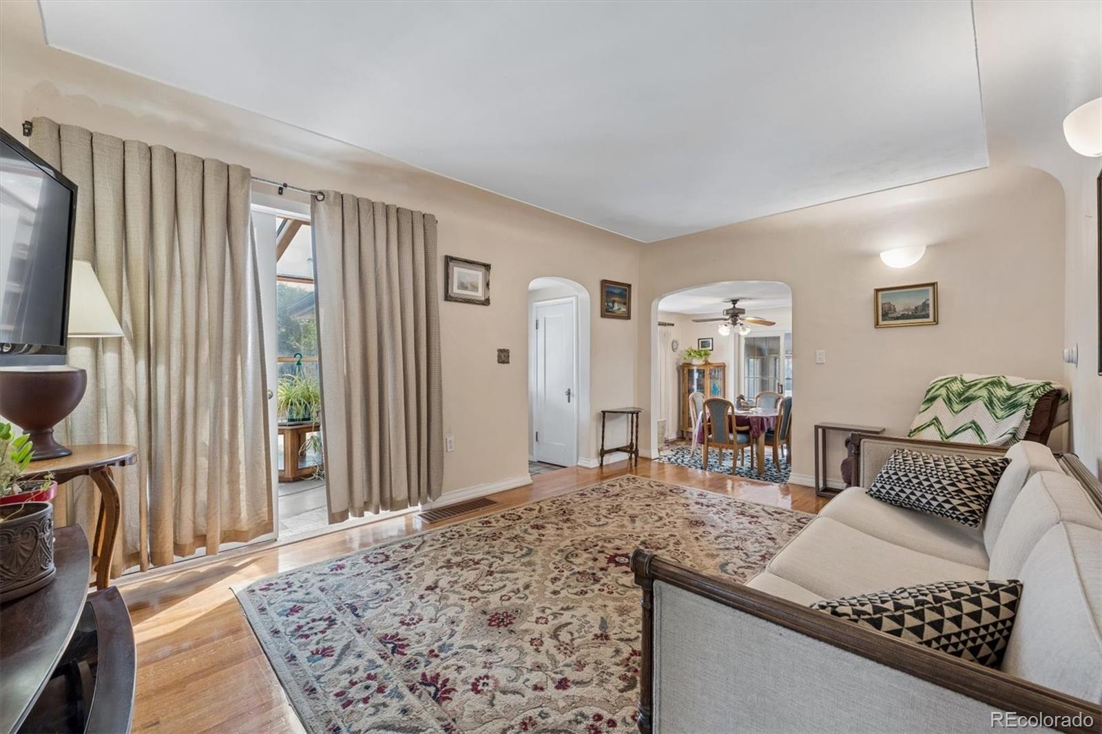 MLS Image #6 for 2601 w 52nd avenue,denver, Colorado