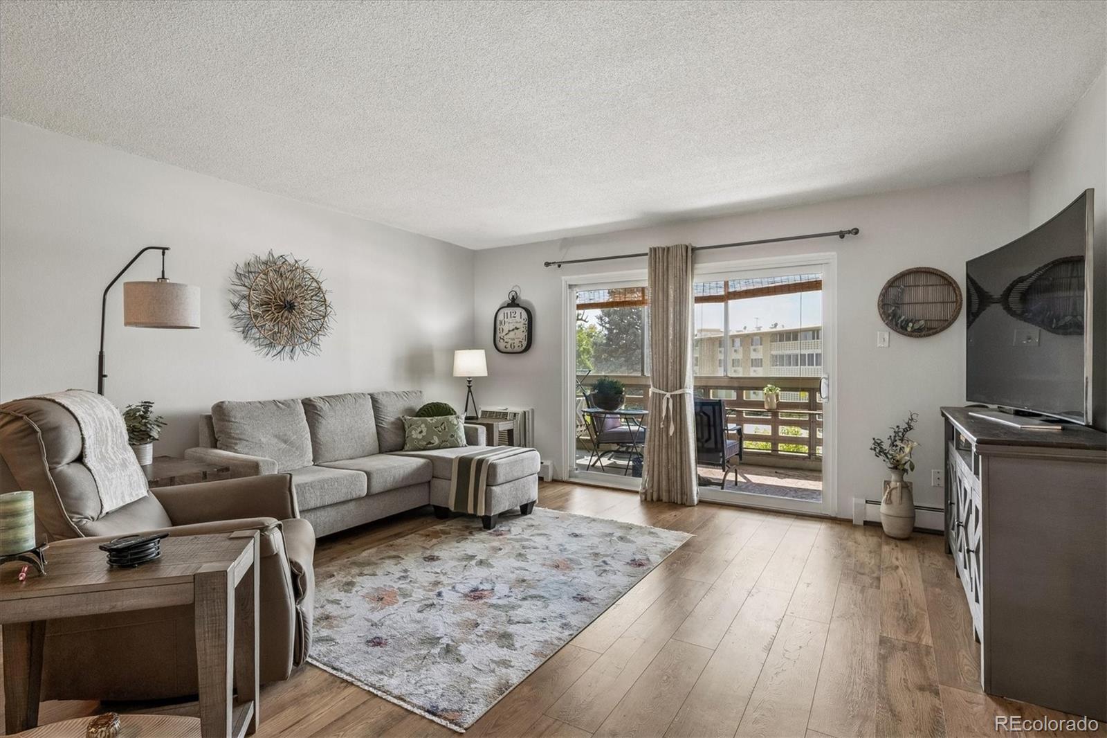 MLS Image #4 for 9360 e center avenue,denver, Colorado