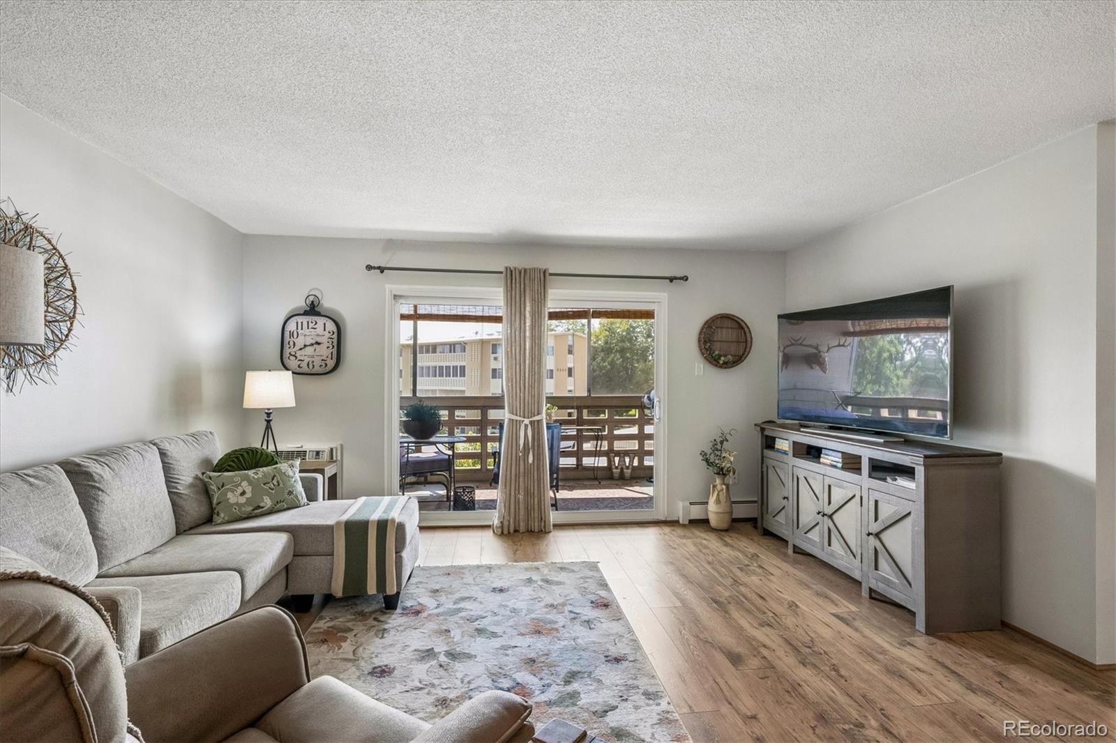 MLS Image #5 for 9360 e center avenue,denver, Colorado