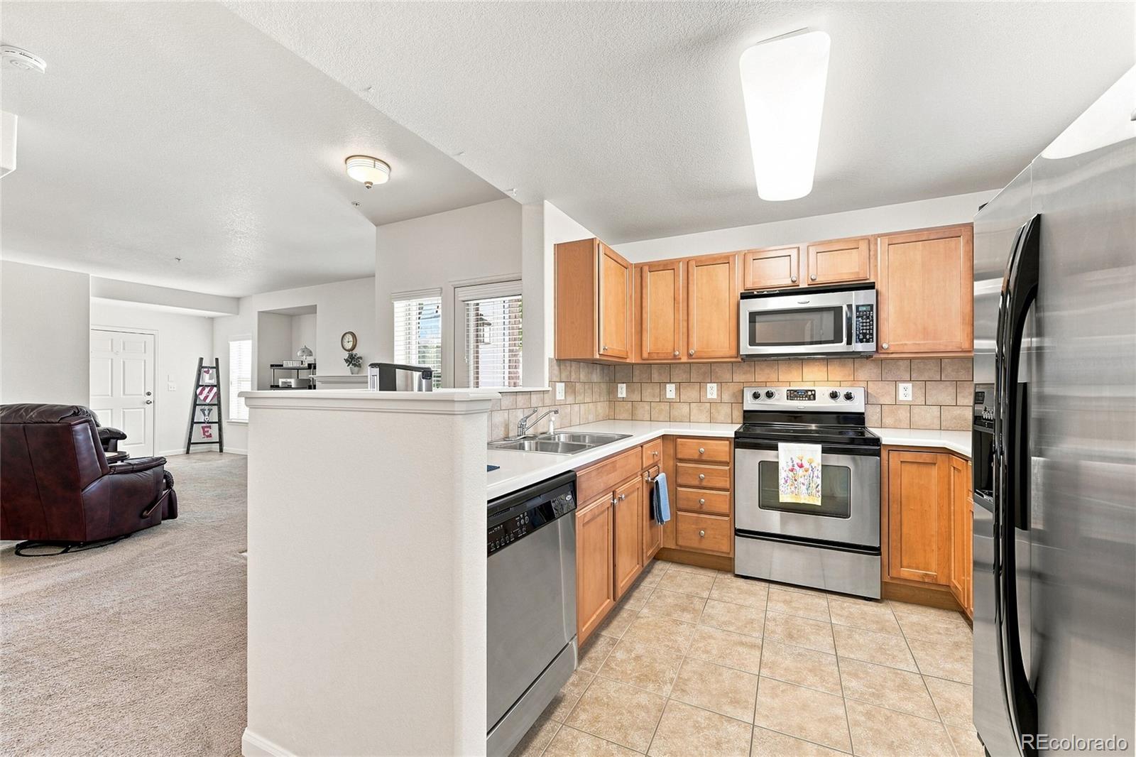 MLS Image #5 for 5800  tower road 2304,denver, Colorado