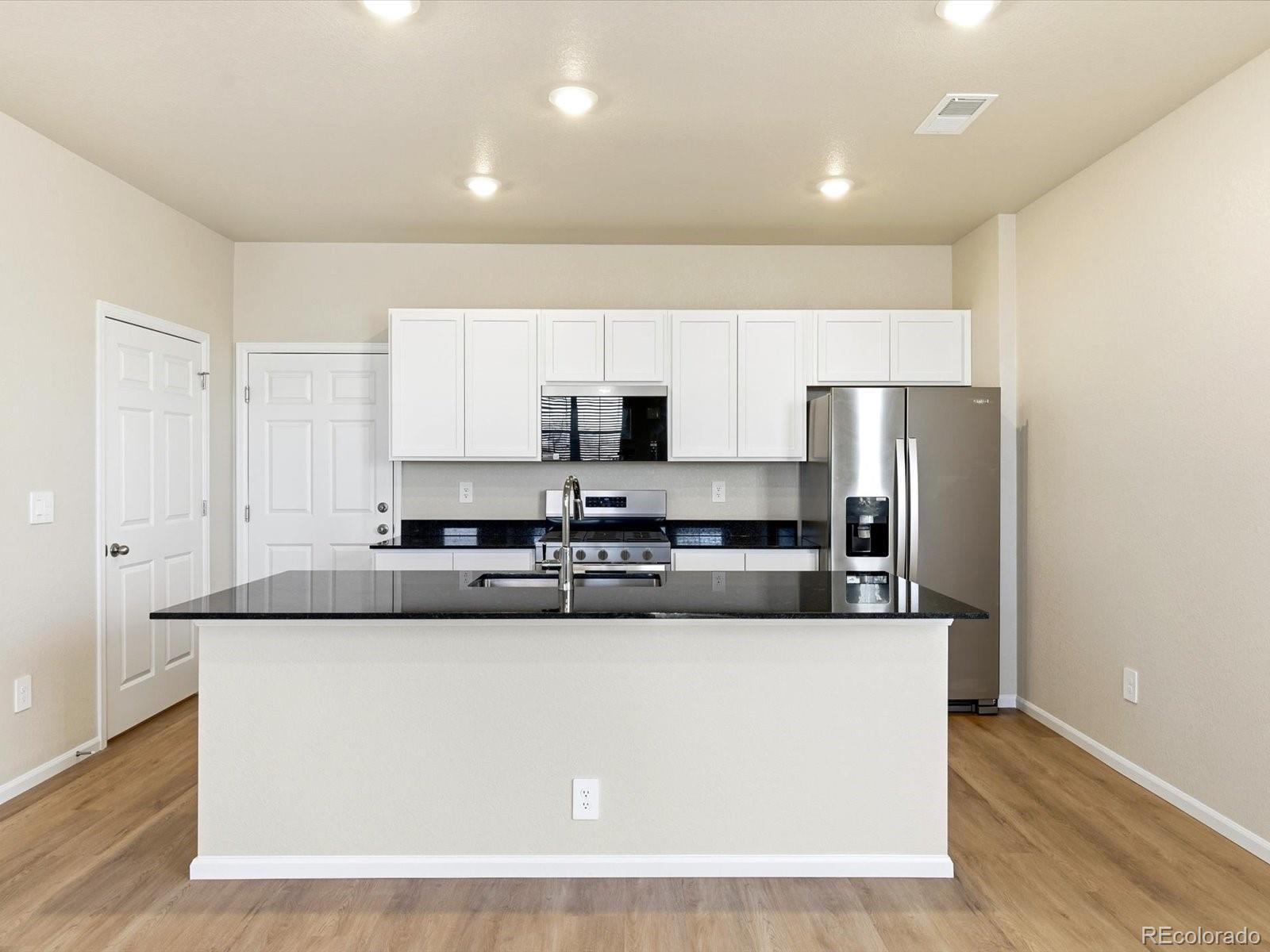 MLS Image #8 for 1596  riverplace drive,windsor, Colorado