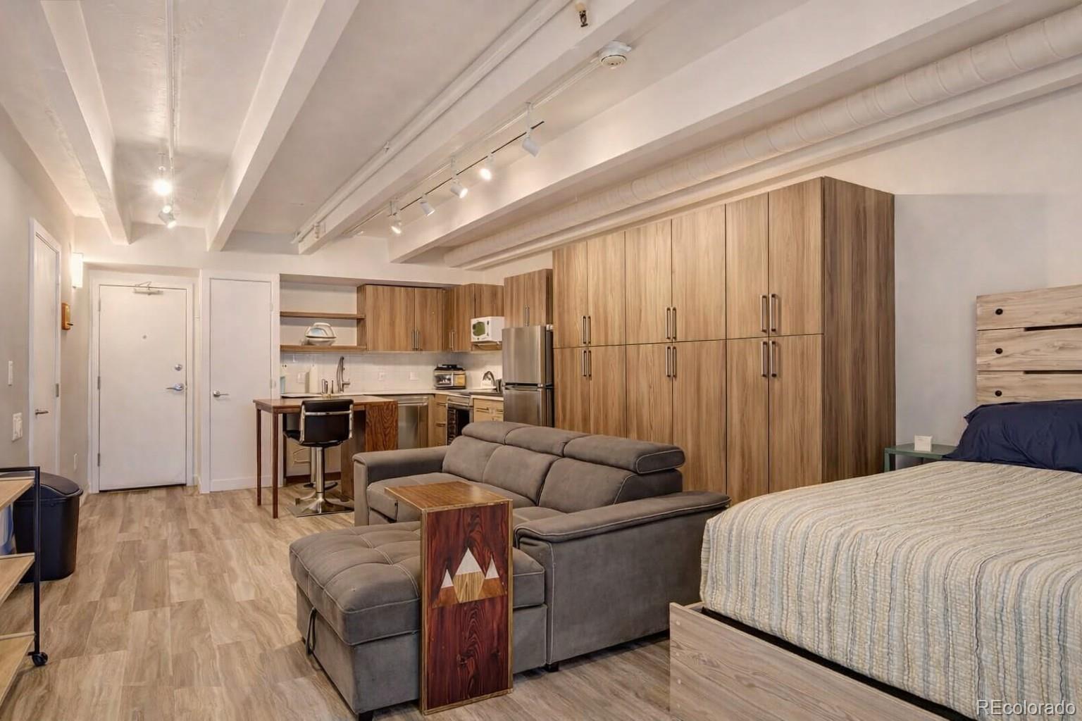 MLS Image #2 for 1495  vrain street,denver, Colorado
