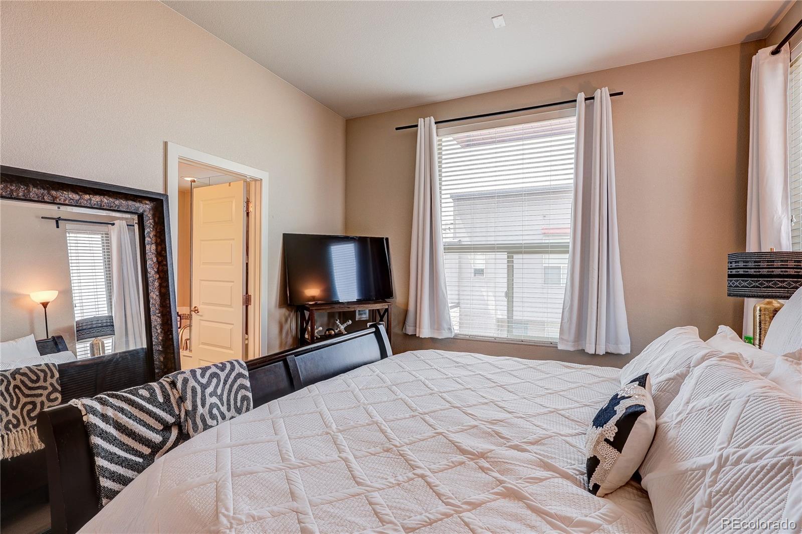 MLS Image #26 for 8863 e 55th avenue ,denver, Colorado