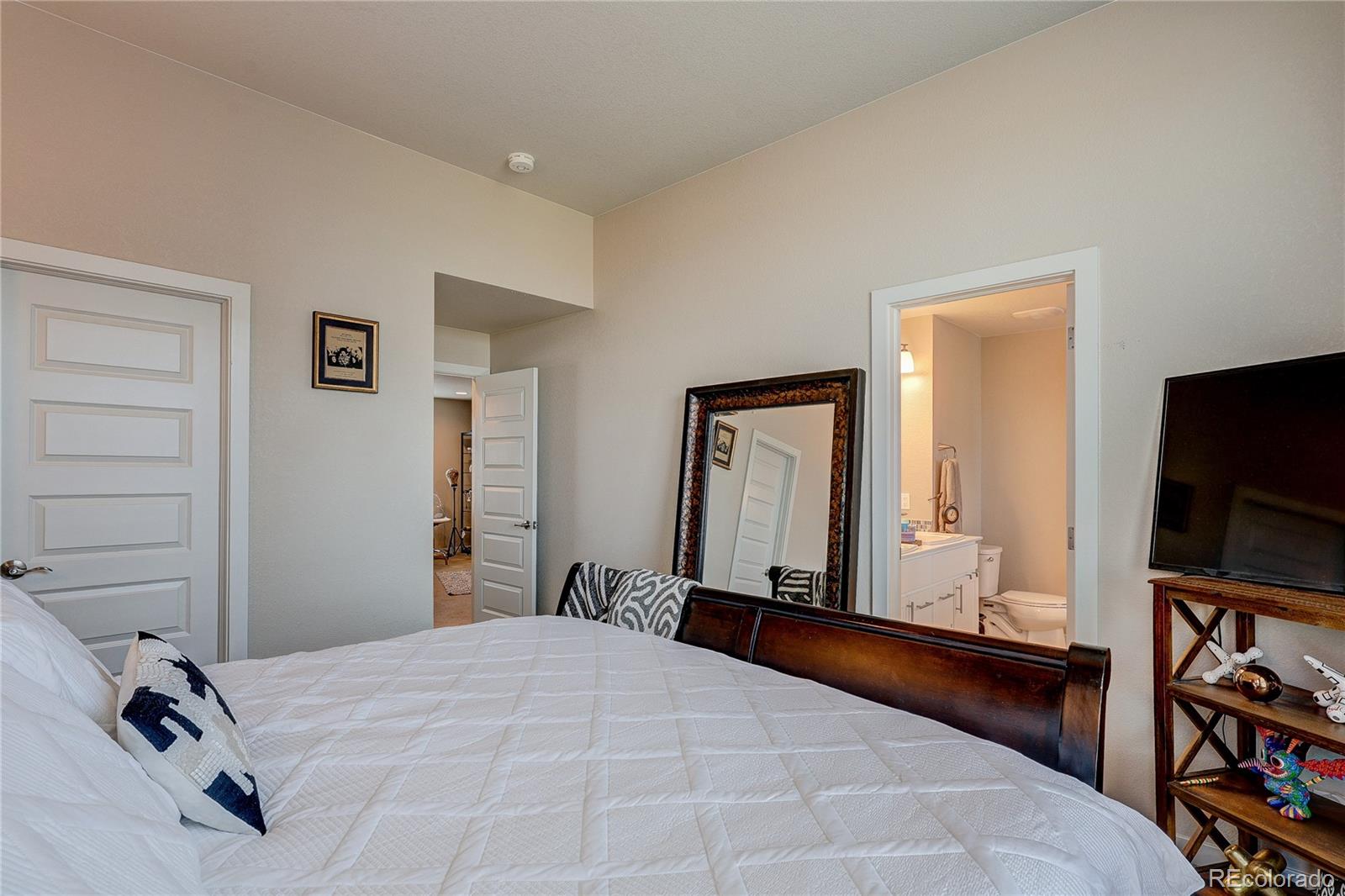 MLS Image #27 for 8863 e 55th avenue ,denver, Colorado