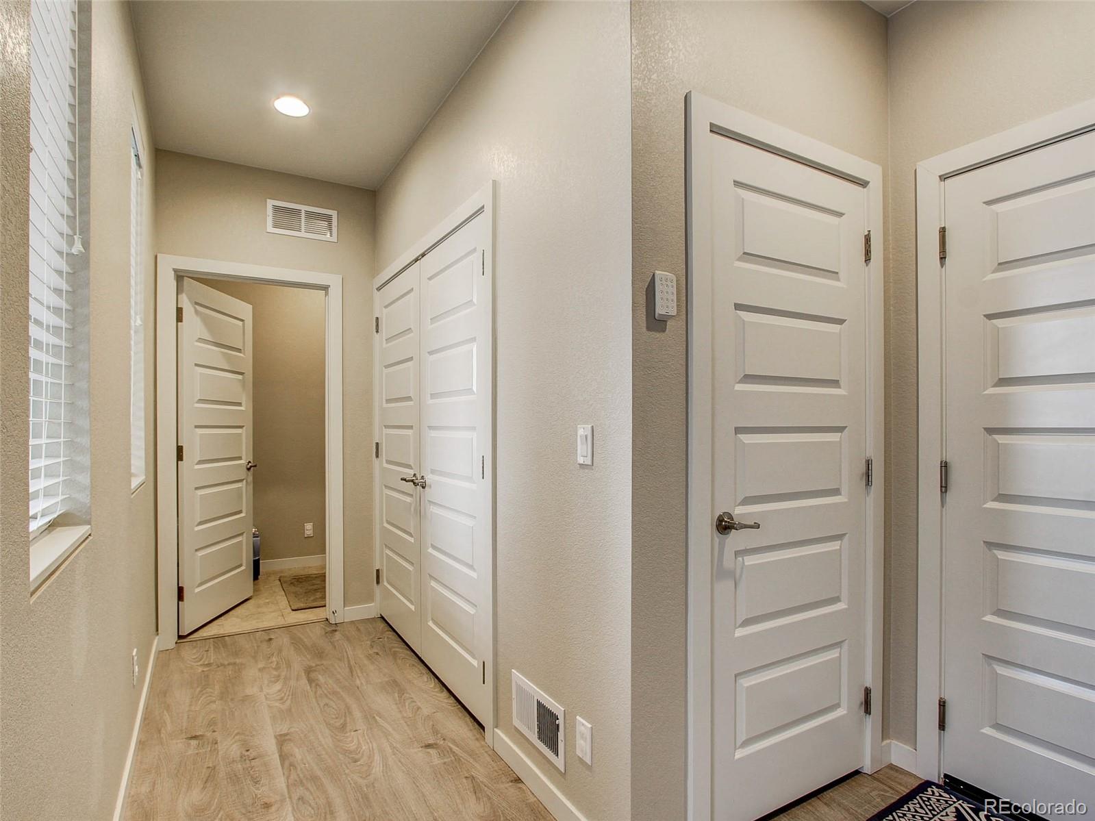 MLS Image #5 for 8863 e 55th avenue ,denver, Colorado