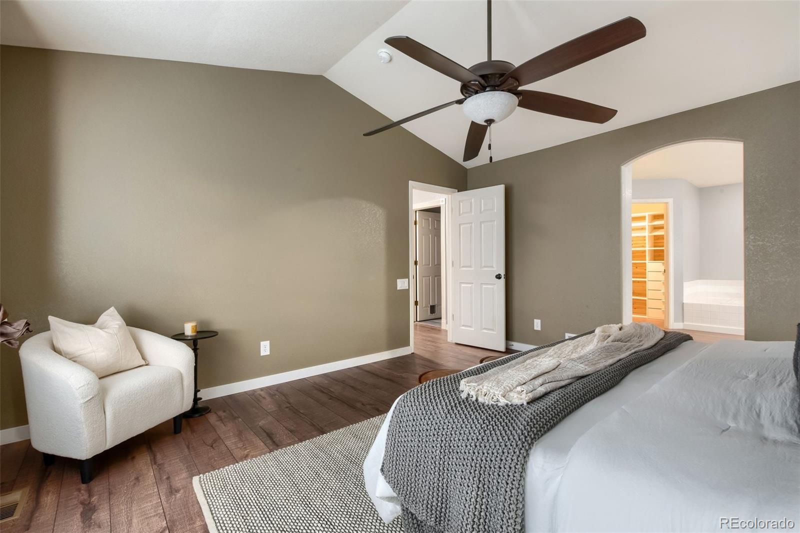 MLS Image #14 for 3043  white oak street,littleton, Colorado