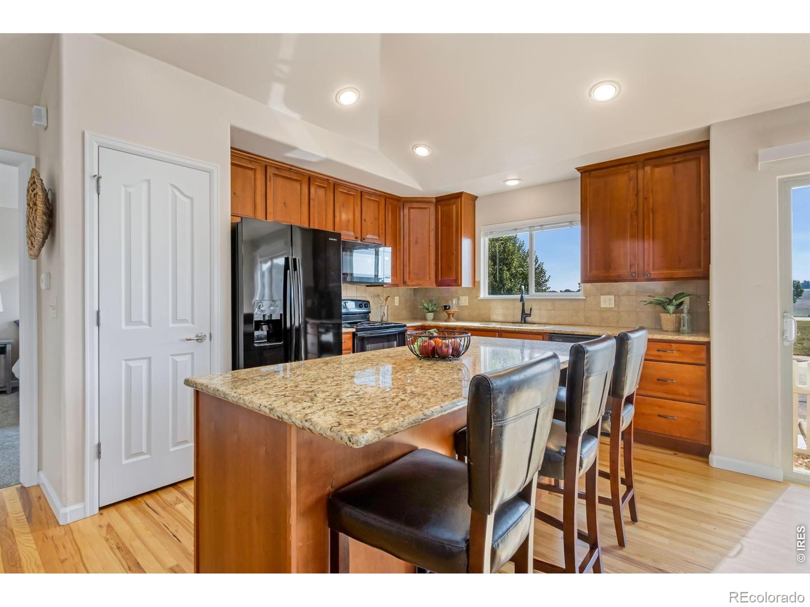MLS Image #6 for 6715  enterprise drive,fort collins, Colorado