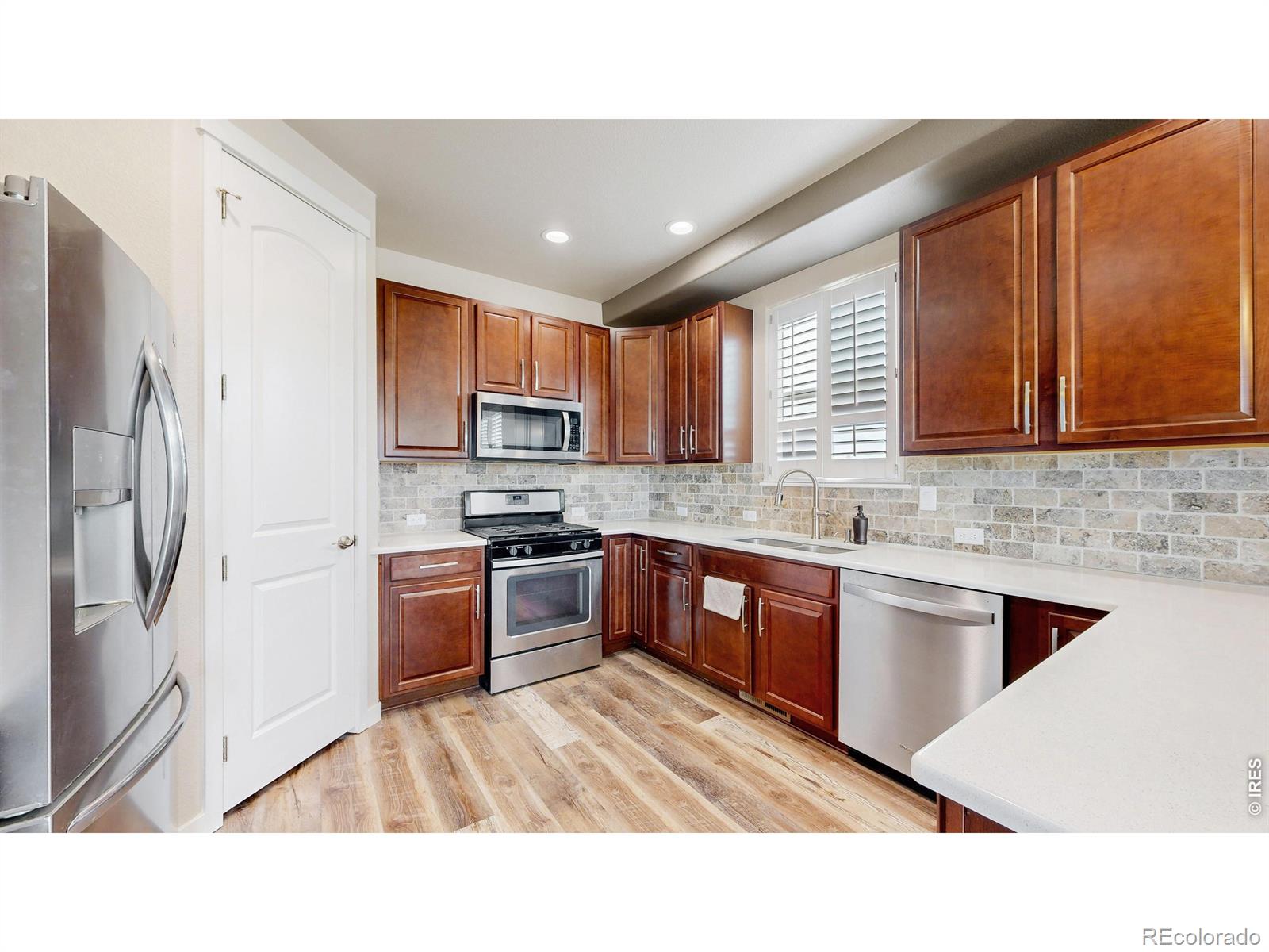 MLS Image #8 for 16485  burghley court,platteville, Colorado