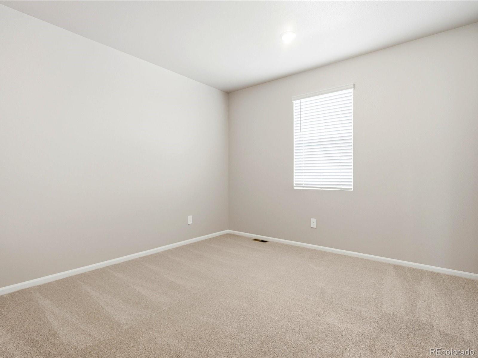 MLS Image #2 for 1660  yampa river drive,windsor, Colorado